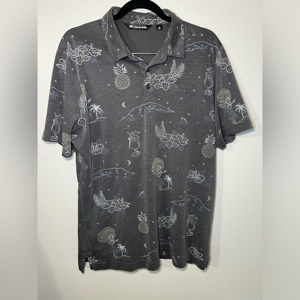 Travis Mathew Polo Short Shirt Men's Large Black Polo Summer Alcohol Pattern